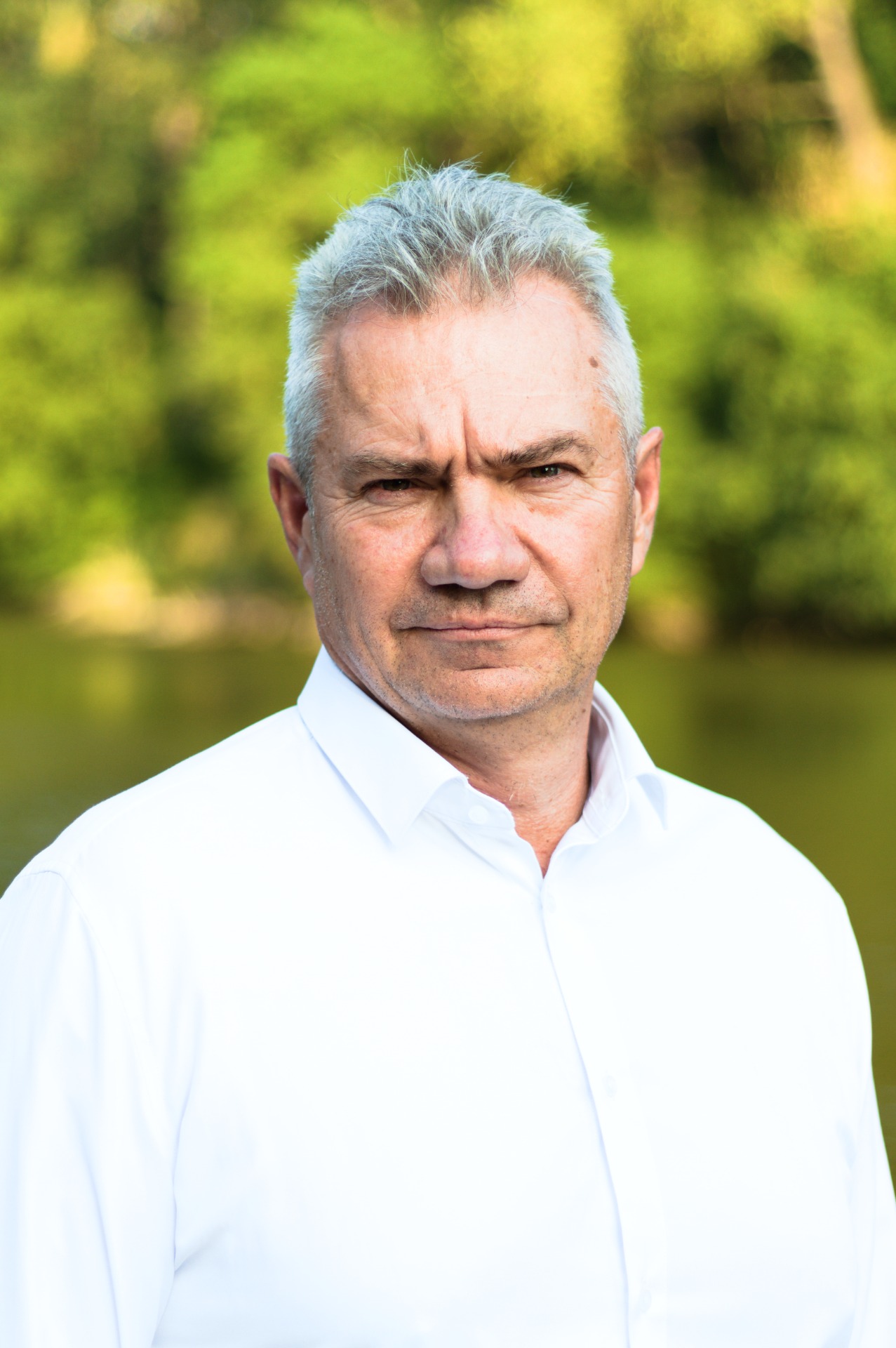 Rudolf Vybíral, 59 let, podnikatel v modelářství a lodní turistice, včelař